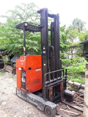 ขายด่วนรถฟอร์คลิฟท์ไฟฟ้า2คัน