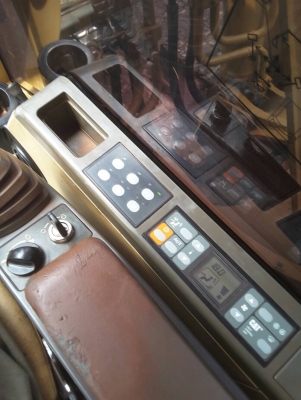 ขายรถแมคโคร CAT รุ่น 320C