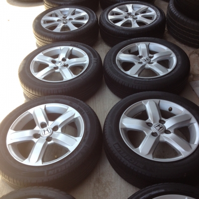 แม็กรถเก๋ง ฮอนด้า ขอบ 15 พร้อมยางมิชลิน 1 ชุด 4 ล้อ