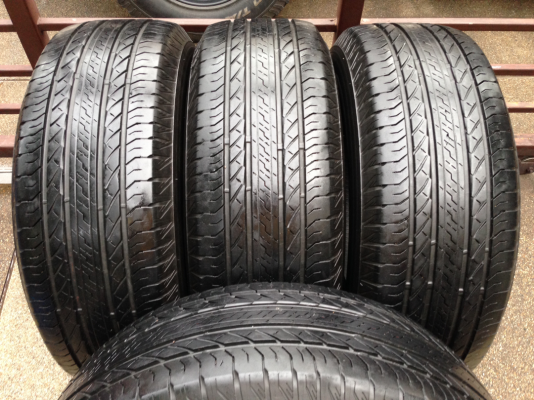 ยาง Bridgestone 255 70 15 ปี14 ดอกเยอะ พร้อมใช้งาน ราคาไม่แพง