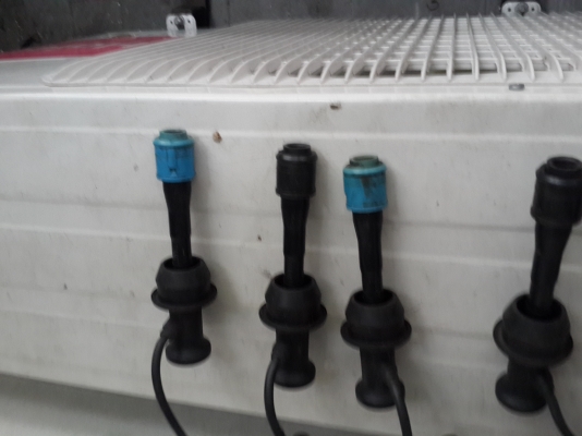 จานจ่ายพร้อมสาย