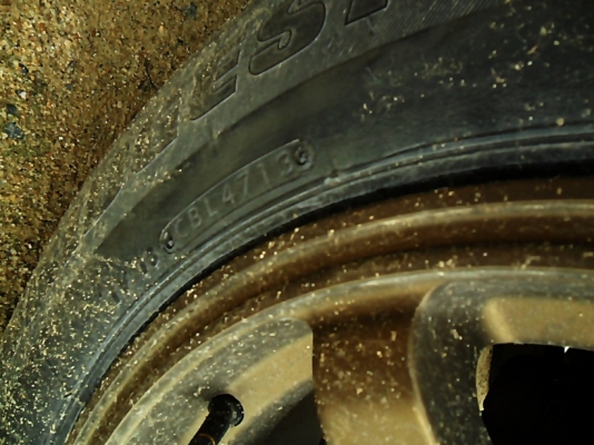 แม็กกระบะซิ่งขอบ15 TE37ก้านยก 6รู139 พร้อมยาง บริดสโตน ปลายปี13 (4ล้อ 8,900)