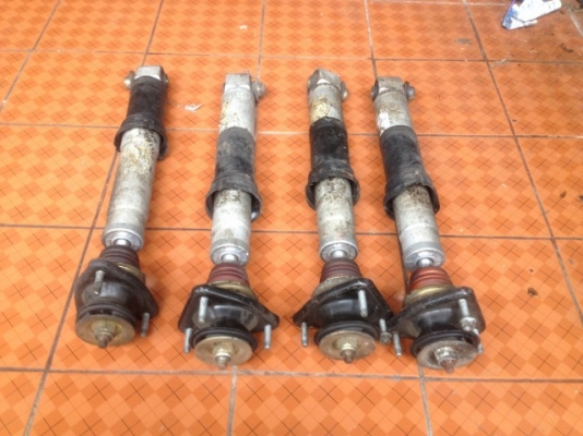 โช้ค BMW เก่าญี่ปุ่นไม่ทราบรุ่น คู่ละ โช้ค BMW เก่าญี่ปุ่นไม่ทราบรุ่น คู่ละ