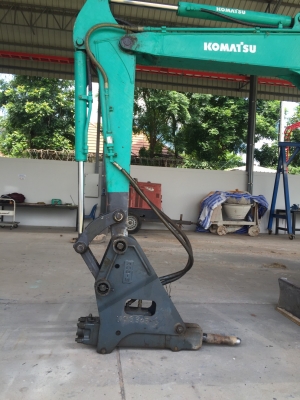 ขายรถแบคโฮลเล็ก Komutsu PC40-8 ขายรถแบคโฮลเล็ก Komutsu PC40-8