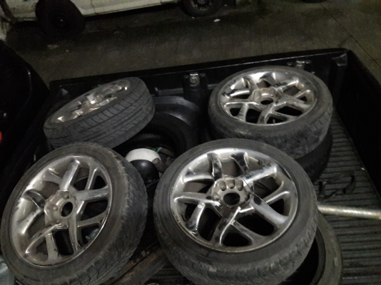 ล้อญี่ปุ่นแท้ขอบ 17 กว้าง 8 นิ้ว 5/114 และ 4/114 ใส่ ไทรทัน , วีโก้ รถเก๋ง