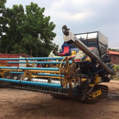 ขายรถเกี่ยว รุ่นปลดหนี้ ขายรถเกี่ยว รุ่นปลดหนี้