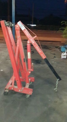 เครนยกเครื่อง 2 ตัน