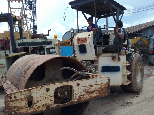 ขาย 565,000 รถบด INGERSOLL RAND SD100D-B 2 เพลา สั่นสะเทือน เครื่องดี เกียร์แรง เอวแน่น เล่มทะเบียน รถสวยพร้อมใช้เอกสารพร้อมโอน 090-772-3710 090-772-3708 ขาย 565,000 รถบด INGERSOLL RAND SD100D-B 2 เพลา สั่นสะเทือน เครื่องดี เกียร์แรง เอวแน่น เล่มทะเบียน รถสวยพร้อมใช้เอกสารพร้อมโอน 090-772-3710 090-772-3708