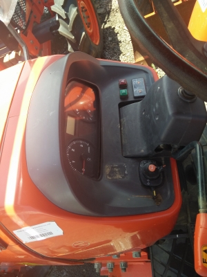 ขาย คูโบต้า M7040 MAX พร้อมใช้งาน ดาวน์ 55,000 บาท มีรับประกันหลังการขาย