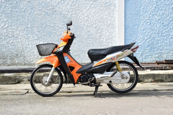 Wave100s u-box รถบ้านแท้ เล่มชุดโอนครบ ภาษีพรบถึงปี60