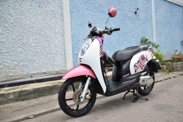 Scoopy i รถบ้านแท้ มือเดียว เล่มชุดโอนครบ ภาษีพรบถึงปี60