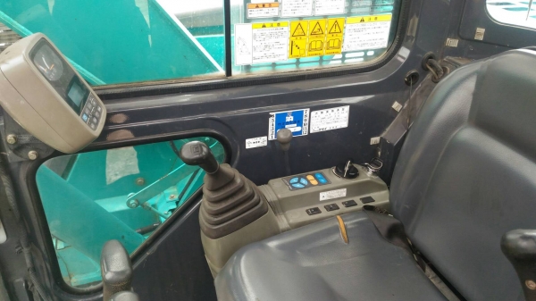 ขายKOBELCO  SK75UR-3ES  มาใหม่...สภาพสวยมากๆๆ  เก่าญี่ปุ่นแท้....เดิมๆๆ...ชั่วโมงน้อย...สนใจโทร089-3818694  ดวงนภา