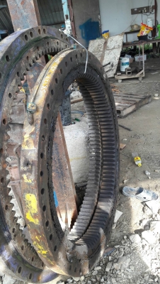 ขายเอวสวิงรถขุด KOBELCO SK 120 ของเก่านอก ราคา 22,000 บาท