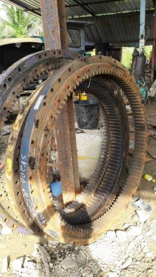 ขายเอวสวิงรถขุด KOBELCO SK 120 ของเก่านอก ราคา 22,000 บาท