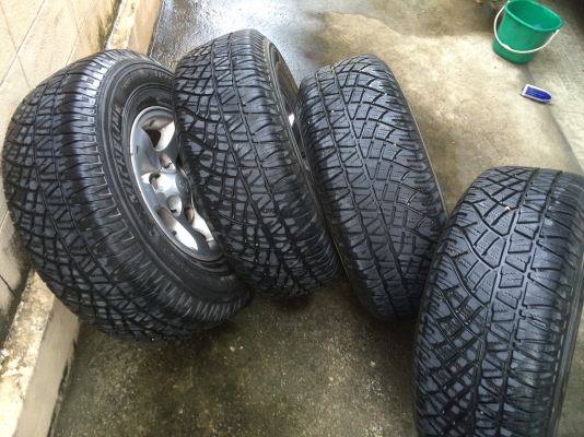 ขายล้อเดิม ไทเกอร์ พร้อมยาง มิชลีน255/70/15