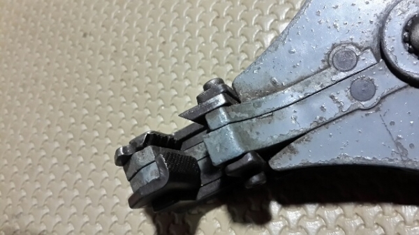 คีมปลอกสายไฟ Japan