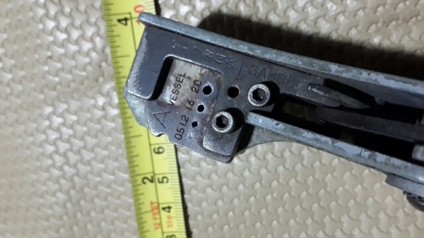 คีมปลอกสายไฟ Japan