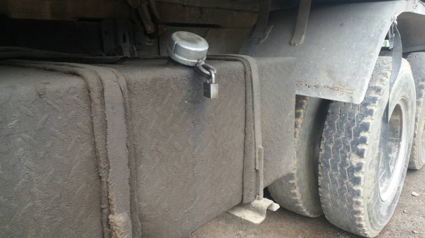 ปิดการ(ขาย)แล้วครับ พ่วงละ 585,000บ สิบล้อ ฮีโน่ FM187L HO7C185แรง แม่ลูก 3คานยัด สภาพดีพร้อมใช้งาน