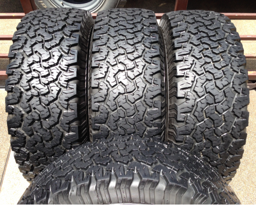 ยาง All BF Goodrich 265 70 16 ดอกเต็มติดหนวด ใช้ยาว ราคาไม่แพง ยาง All BF Goodrich 265 70 16 ดอกเต็มติดหนวด ใช้ยาว ราคาไม่แพง