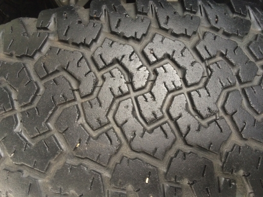 ขายล้อดีแม็กพร้อมยางBF