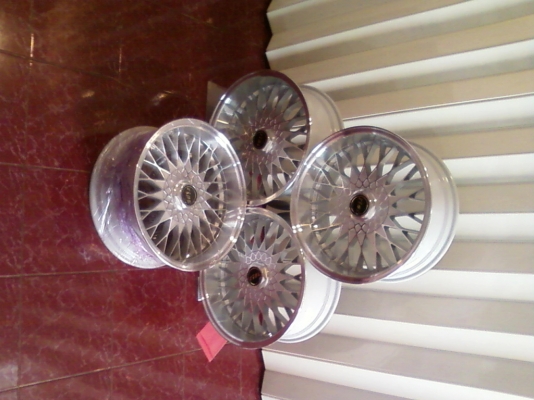 ART ON RIALขอบ 17 ของใหม่ 5 รู 112 BENZ และ 5 รู 120 BMW   กว้าง 7,5 นิ้วใหม่แกะกล่องEของ GERMANY ET 13