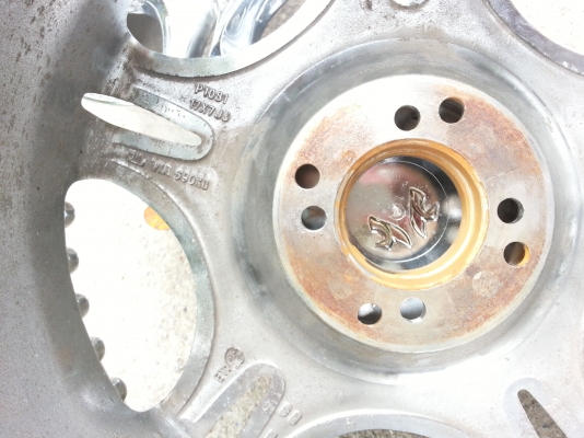 ขอบ17 ม้าทองvip หมุดทอง