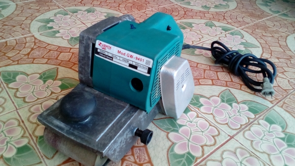 รถถังกระดาษทรายขัดไม้ ZUSHITA