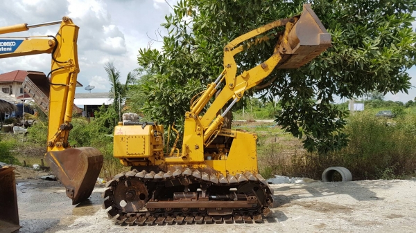 ขายด่วนแทคเตอร์-มิสซูมิชิ-D3BS3Fดัน-ตักหน้ารถนอกเพื่อเข้ามายังยังไม่เคยใช้งานในเมืองไทยเลย ขายด่วนแทคเตอร์-มิสซูมิชิ-D3BS3Fดัน-ตักหน้ารถนอกเพื่อเข้ามายังยังไม่เคยใช้งานในเมืองไทยเลย