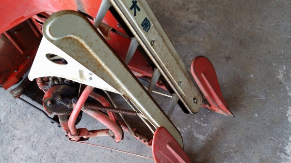 รถเกี่ยวข้าวเดินตามแบบมัดข้าวในตัว UEY เก่าญี่ปุ่น เกี่ยวมัด 1 แถว 2 ล้อ ใช้งานง่าย รถเกี่ยวข้าวเดินตามแบบมัดข้าวในตัว UEY เก่าญี่ปุ่น เกี่ยวมัด 1 แถว 2 ล้อ ใช้งานง่าย