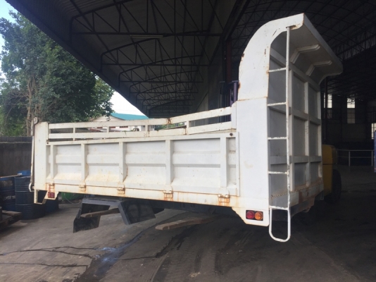 ขายกระบะรถ