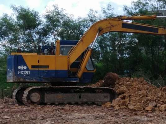 ขายkomatsu PC 120 รุ่น2
