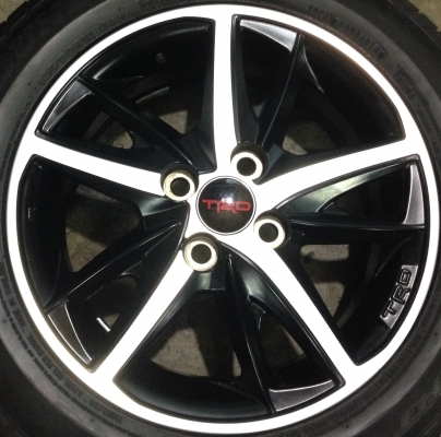 แม็ก Toyota New Vios TRD พร้อมยาง 185-60-15 แม็ก Toyota New Vios TRD พร้อมยาง 185-60-15