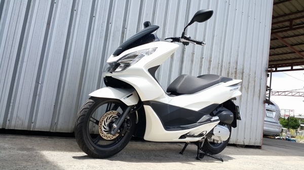 PCX smart key 2016 รถเดือนเดียว สภาพสวยกริ๊บพร้อมใช้ ต่อรองได้จ้า