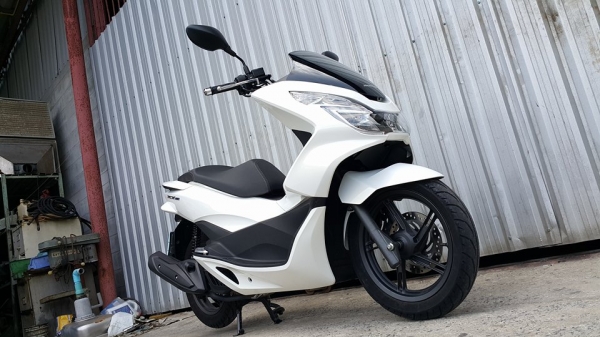 PCX smart key 2016 รถเดือนเดียว สภาพสวยกริ๊บพร้อมใช้ ต่อรองได้จ้า