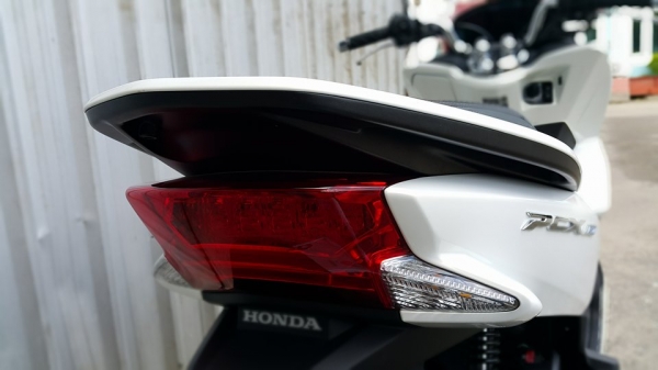 PCX smart key 2016 รถเดือนเดียว สภาพสวยกริ๊บพร้อมใช้ ต่อรองได้จ้า