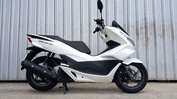 PCX smart key 2016 รถเดือนเดียว สภาพสวยกริ๊บพร้อมใช้ ต่อรองได้จ้า