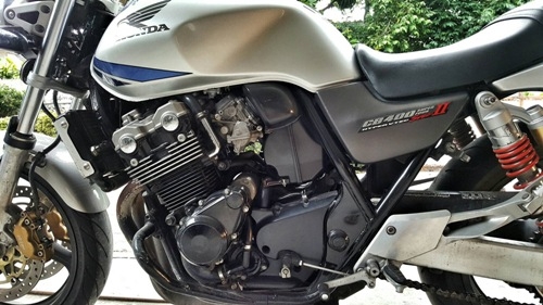 ขาย cb400 tec2  ปี 2002 สรรพสามิต แท้ๆ 82000 คับ