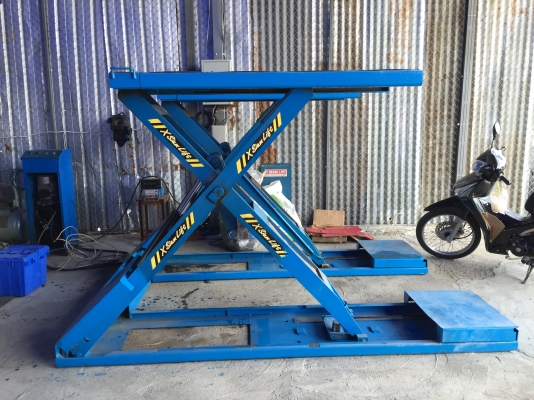 ขายลิฟต์ยกรถยนต์แบบกรรไกร(ลิฟต์X) ขายลิฟต์ยกรถยนต์แบบกรรไกร(ลิฟต์X)