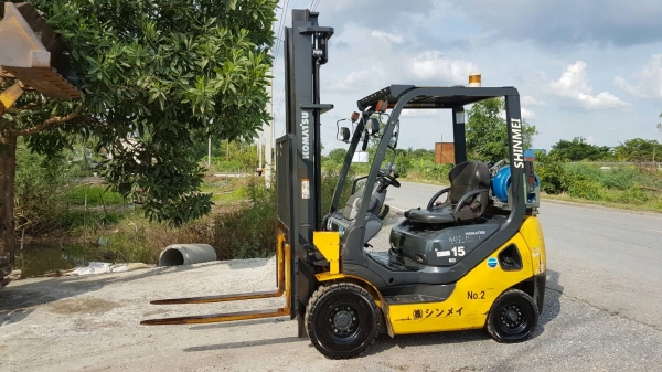 ขายด่วนรถยกK0MATSUFG15T21ยก1.5ตันยกสูง4เมตรยางตัน4เส้นรถนอกเพิ่งนำเข้ามาใหม่ยังไม่เคยใช้งานในเมืองไทยเลย