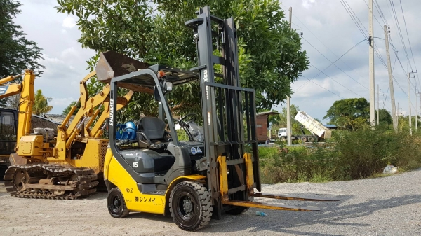 ขายด่วนรถยกK0MATSUFG15T21ยก1.5ตันยกสูง4เมตรยางตัน4เส้นรถนอกเพิ่งนำเข้ามาใหม่ยังไม่เคยใช้งานในเมืองไทยเลย