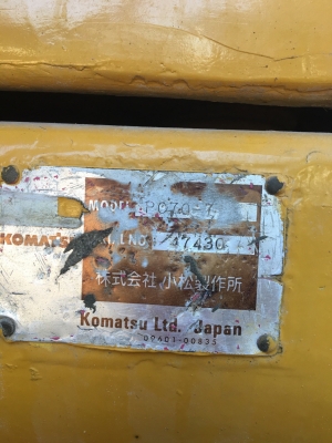 ขายแบคโฮ ยี่ห้อKOMATSU PC70-7 พร้อมใช้งาน