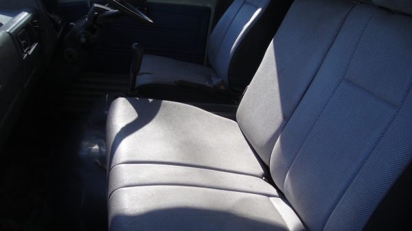 หัว HINO FC ฃุปเปอร์เสี่ย สภาพสวยเดิมๆของครบ กันชน กรอง คันเกียร์ ขาหน้า-หลัง ตู้แอร์ บังโคลน ยกใส่ได้เลย พร้อมใช้ ราคาถูก