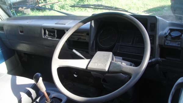 หัว HINO FC ฃุปเปอร์เสี่ย สภาพสวยเดิมๆของครบ กันชน กรอง คันเกียร์ ขาหน้า-หลัง ตู้แอร์ บังโคลน ยกใส่ได้เลย พร้อมใช้ ราคาถูก