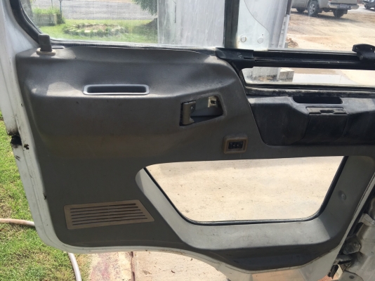 หัวเก๋ง HINO FM3M  สิงห์ไฮเทคสภาพเยี่ยม ไม่ผุ อะไหล่ครบทุกชิ้น ขาย 85,000 บาท