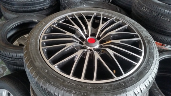 ขายล้อSAMURAI 17 5รู100-114 หน้า7 ET42 ยาง215/45/17 4 ล้อ