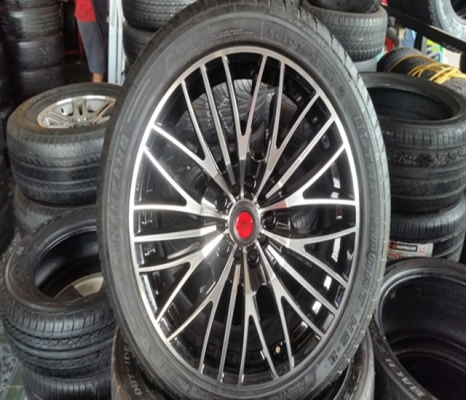 ขายล้อSAMURAI 17 5รู100-114 หน้า7 ET42 ยาง215/45/17 4 ล้อ