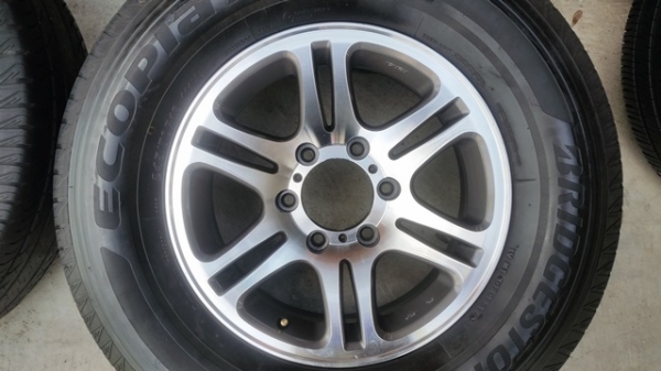 ขายล้อISUZU 4WD  16 ยาง245/70/16 ปี14 4 ล้อ