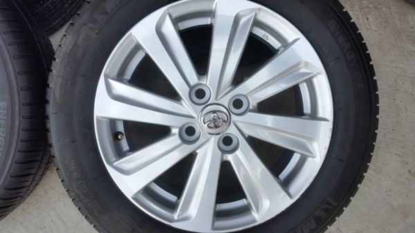 ขายล้อTOYOTA New VIOS ยางปี 14 4 ล้อ