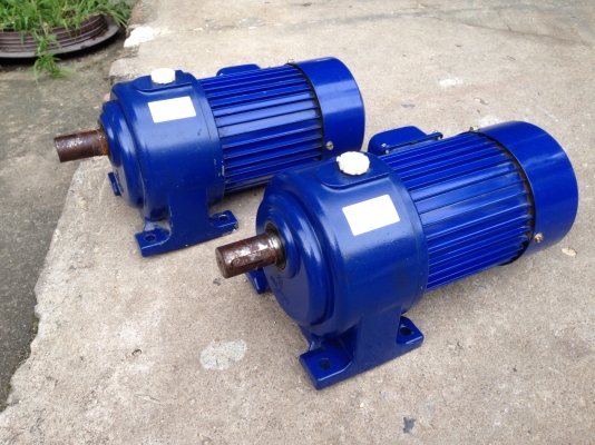 ขายมอเตอร์เกียร์ PEI GONG 0.5HP. 380V made in Taiwan อัตราทด 1:30 สภาพสวยมาก ใช้งานมาน้อย วิ่งนิ่ม พร้อมใช้งาน มี 2ตัวครับ ขายมอเตอร์เกียร์ PEI GONG 0.5HP. 380V made in Taiwan อัตราทด 1:30 สภาพสวยมาก ใช้งานมาน้อย วิ่งนิ่ม พร้อมใช้งาน มี 2ตัวครับ