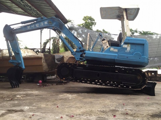 ขายครับแมคโครคูโบต้าPc40 พร้อมใช้งานเครื่องแน่นๆ เอวดีช่วงล่างแจ่ม บุ้งกี๋ใหม่ มีลายแย็กพร้อมมาลองขับดูก่อนครับ ขาย 175000 บาท